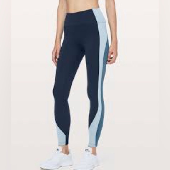 Lululemon Get Going Train Tight 28" in Blues - Size 4 - Picture 1 of 8